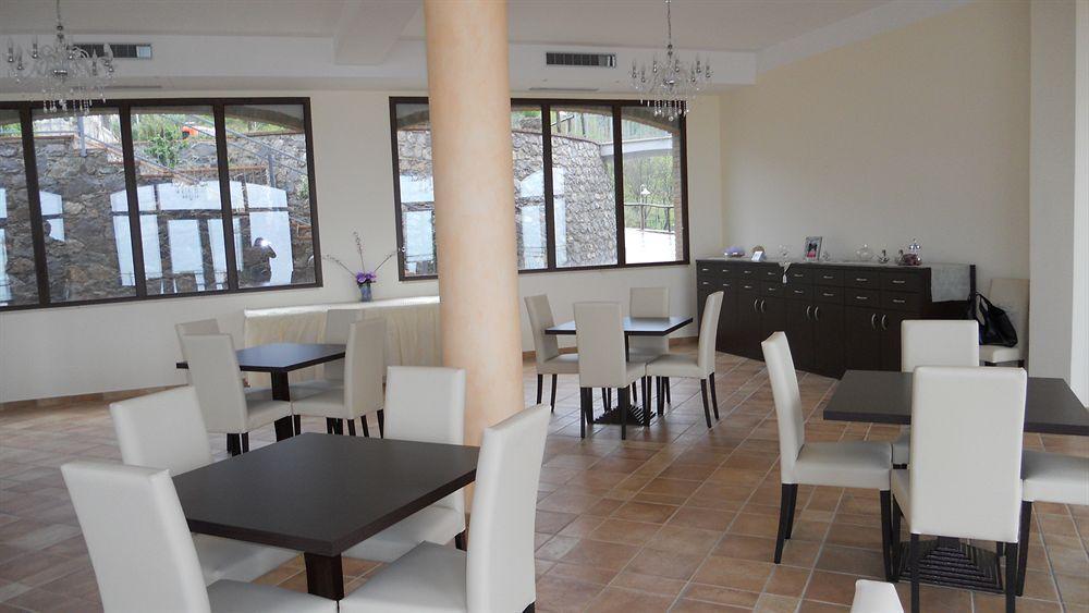 Hotel Caluna Charme San Giovanni a Piro Eksteriør bilde