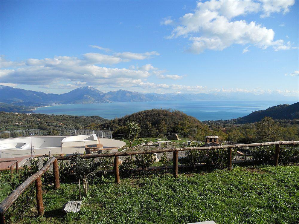 Hotel Caluna Charme San Giovanni a Piro Eksteriør bilde