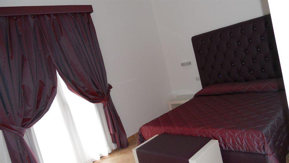 Hotel Caluna Charme San Giovanni a Piro Eksteriør bilde