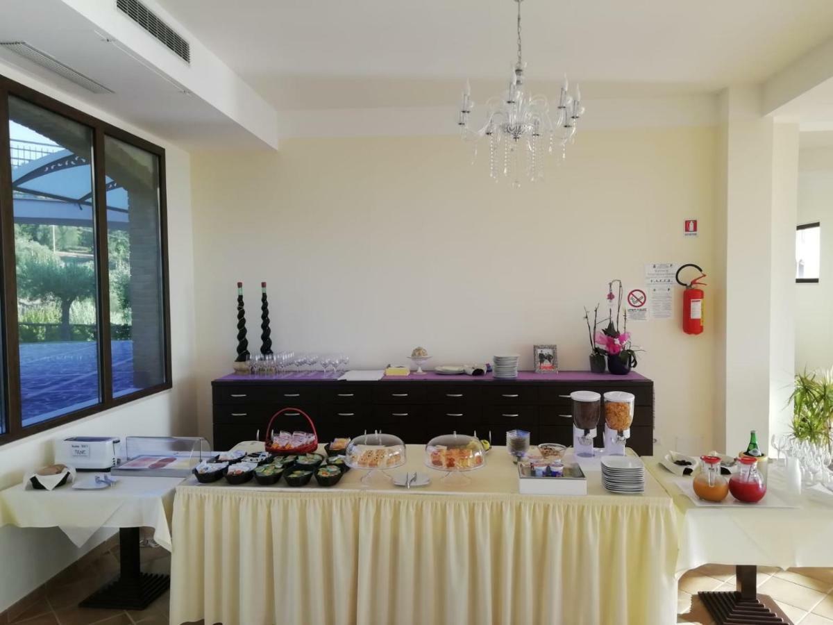 Hotel Caluna Charme San Giovanni a Piro Eksteriør bilde