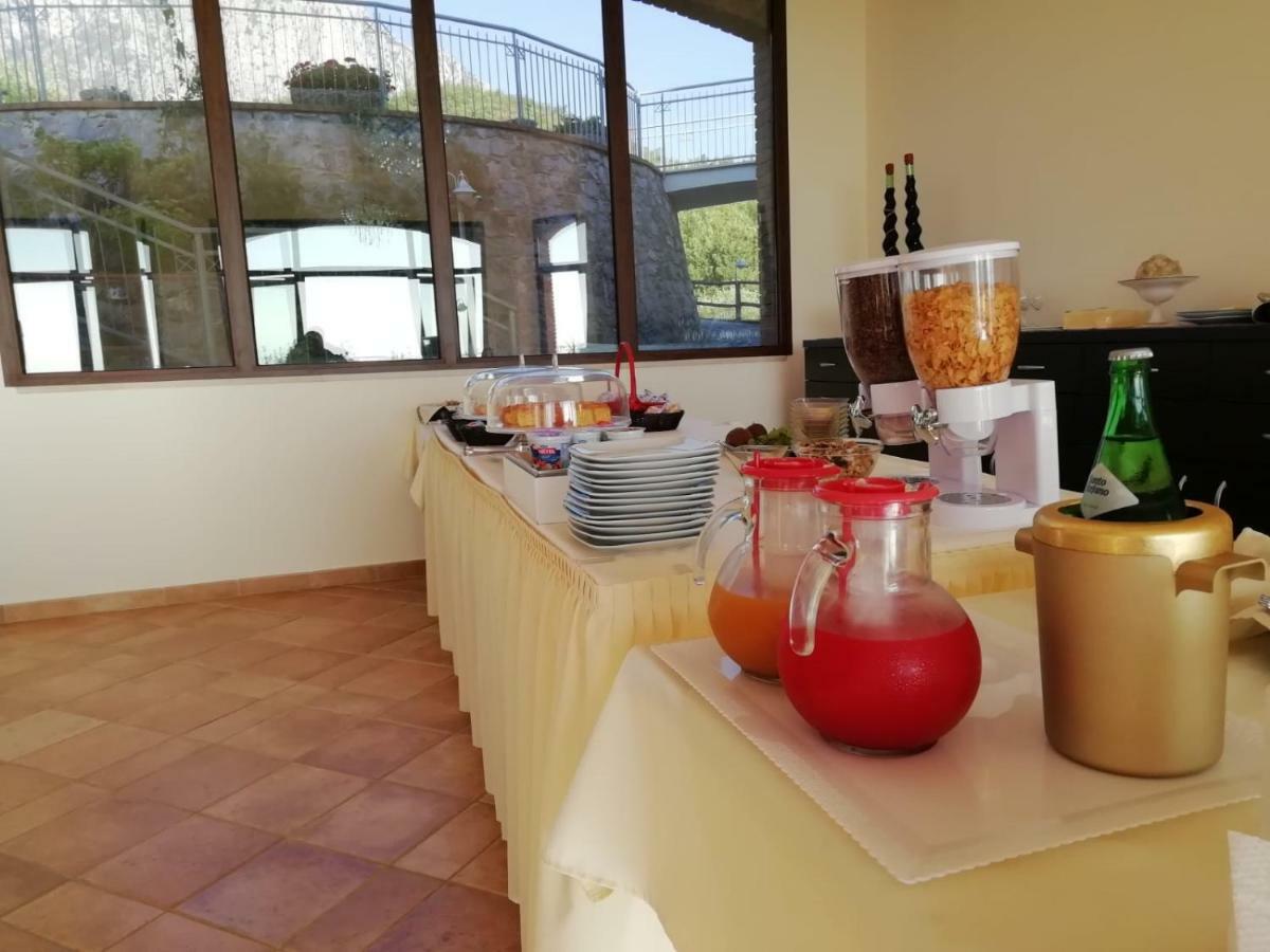 Hotel Caluna Charme San Giovanni a Piro Eksteriør bilde