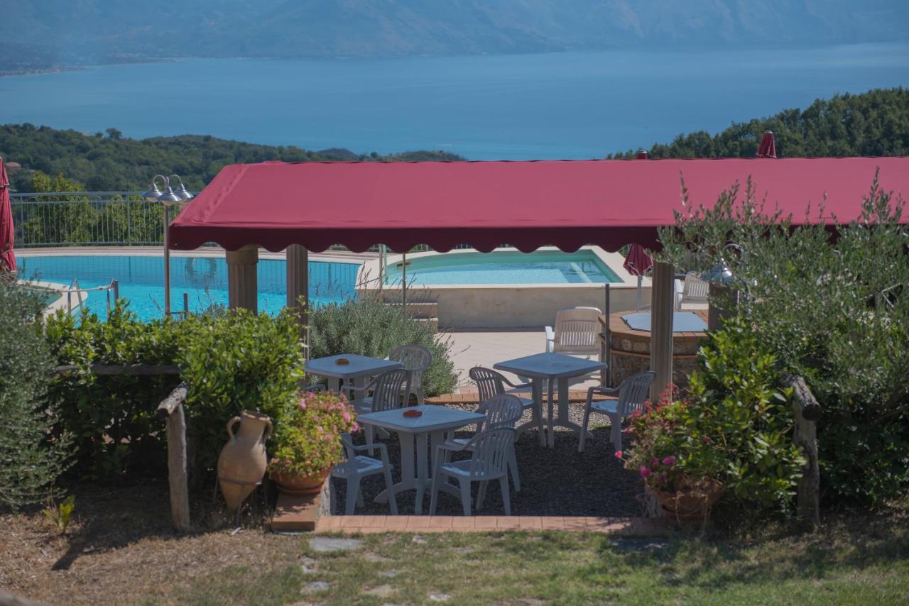 Hotel Caluna Charme San Giovanni a Piro Eksteriør bilde