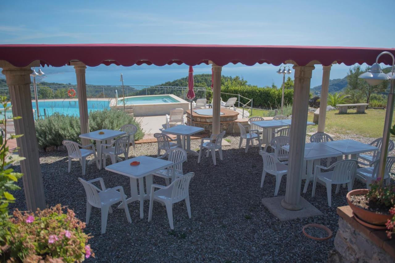 Hotel Caluna Charme San Giovanni a Piro Eksteriør bilde