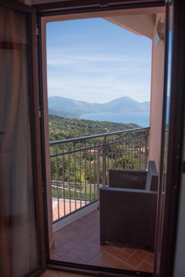 Hotel Caluna Charme San Giovanni a Piro Eksteriør bilde
