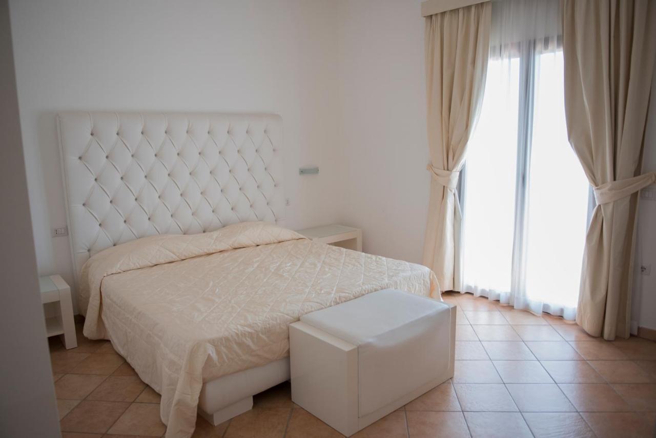 Hotel Caluna Charme San Giovanni a Piro Eksteriør bilde