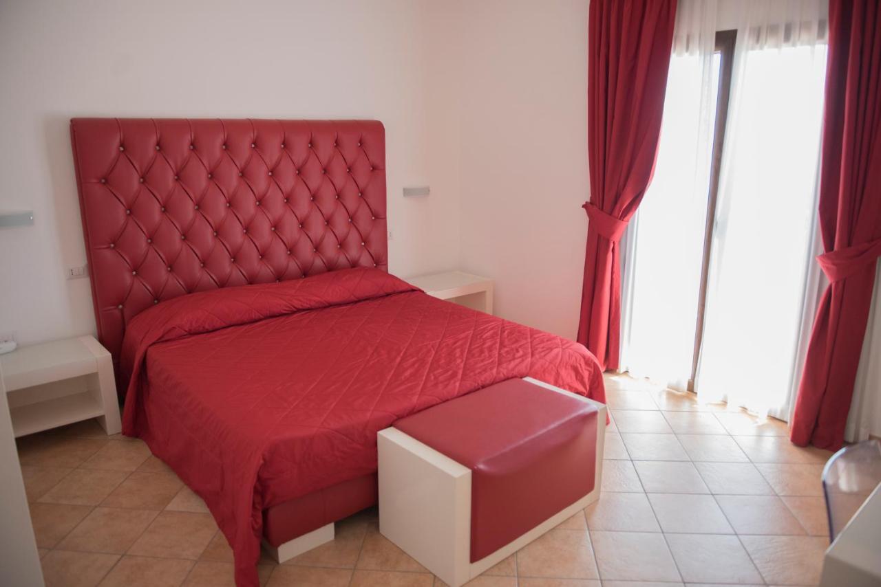 Hotel Caluna Charme San Giovanni a Piro Eksteriør bilde