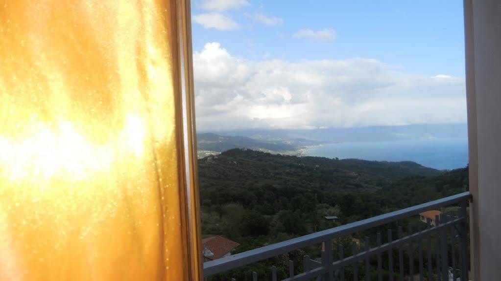 Hotel Caluna Charme San Giovanni a Piro Eksteriør bilde